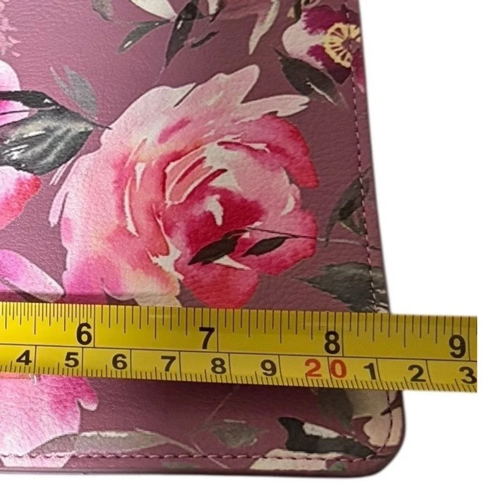 NWOT‎ Betsey Johnson Floral Wristlet Pouch Pink Rose Watercolor Clutch